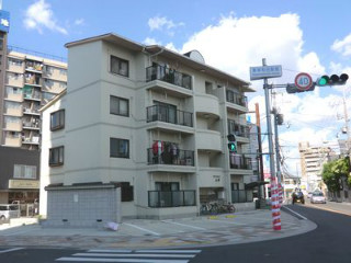 山中マンション